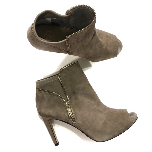 Ann Taylor Shoes - Ann Taylor Nude Zipper Accented Ankle Boots 6.5M